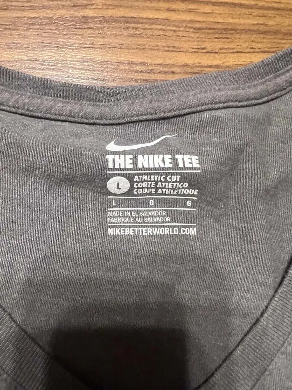 Nike tee gray